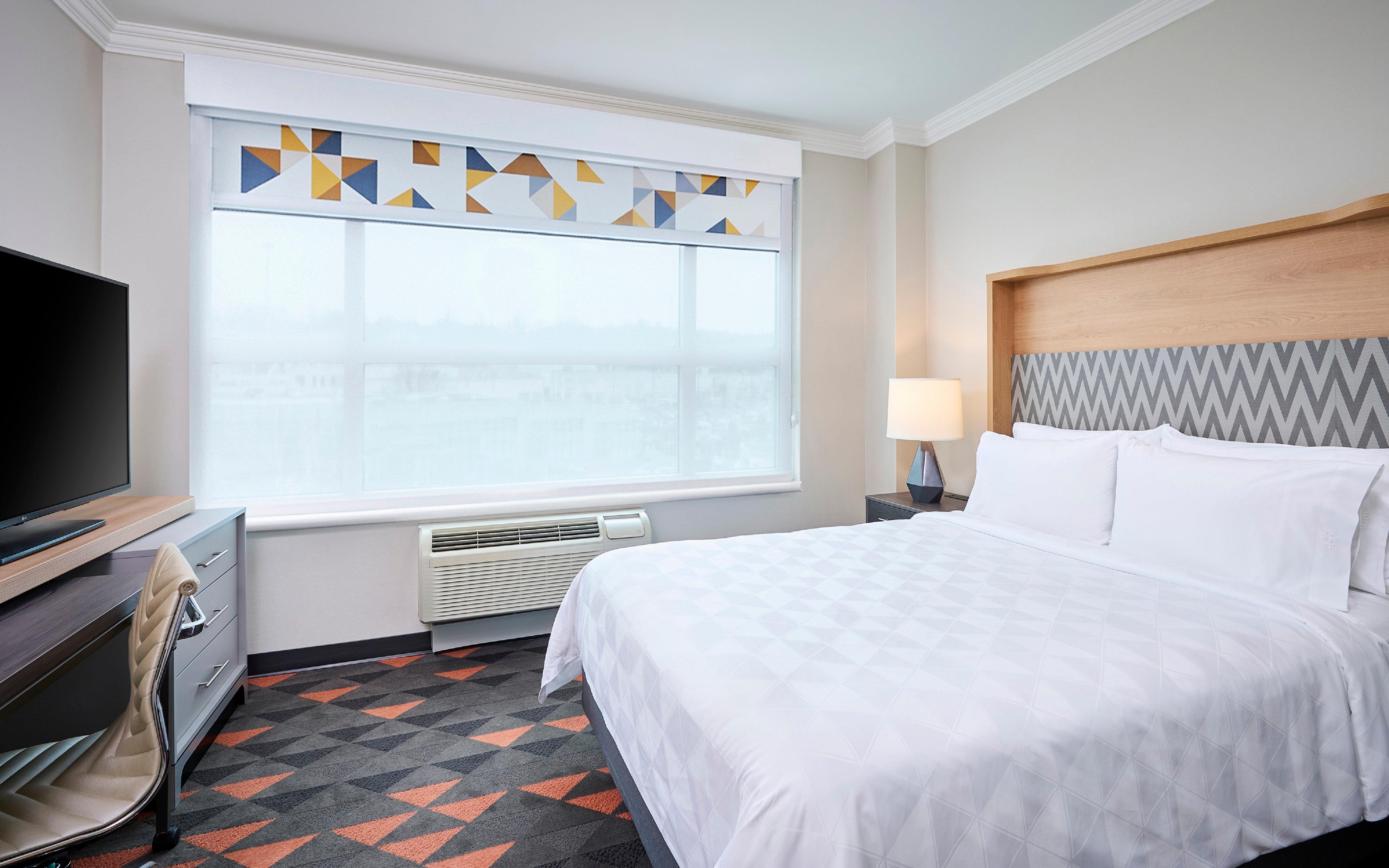 Holiday Inn & Suites Oakville At Bronte By Ihg Exterior photo